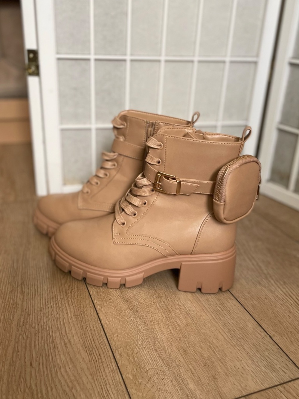 Combat boots light tan mocha beige size 8